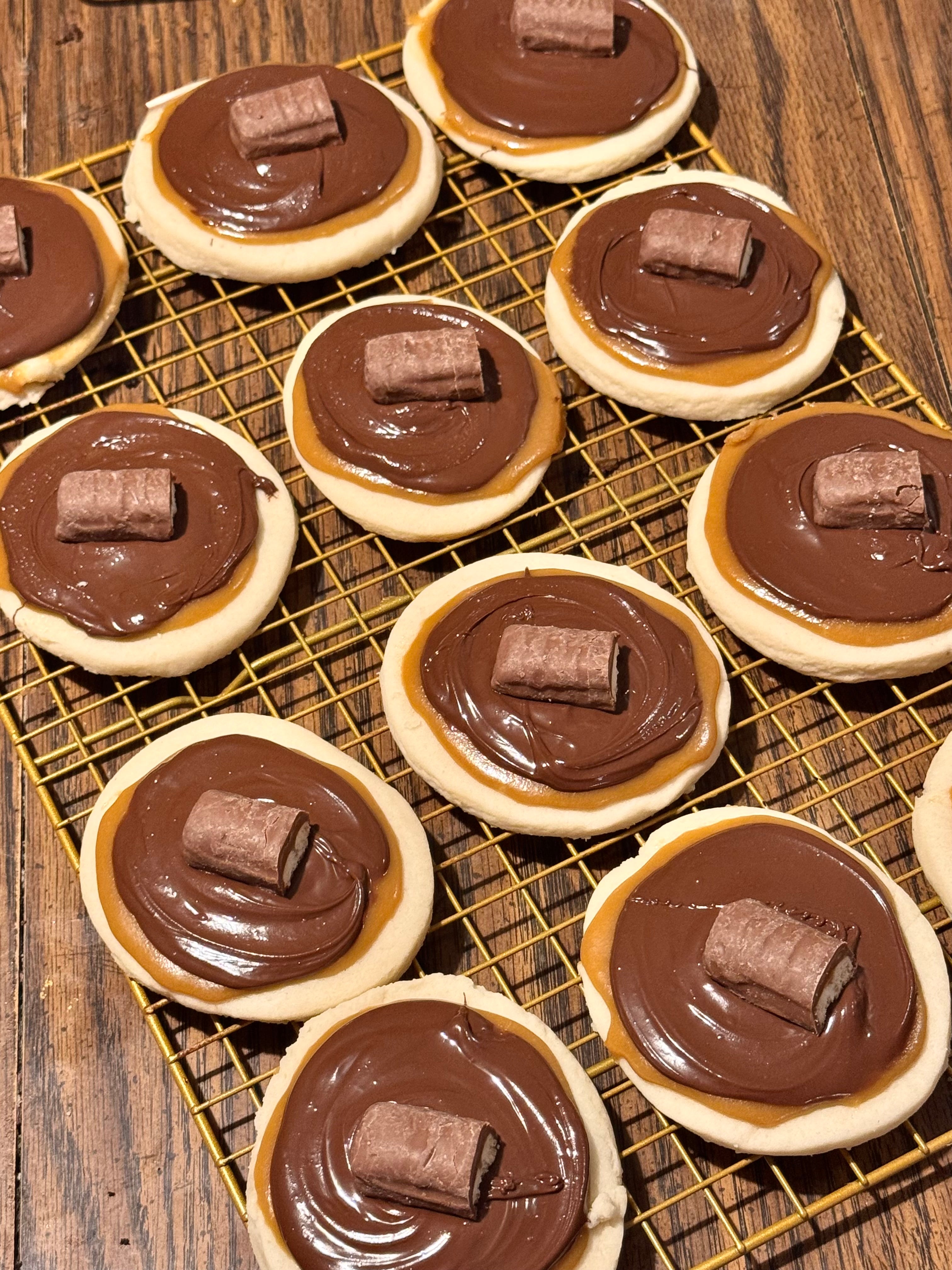 Twix cookies